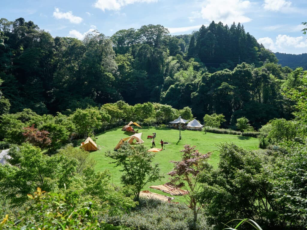 REWILD RIVER SIDE GLAMPING HILL